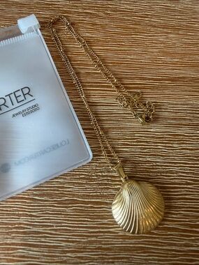 Louise Carter Gold Scalloped Shell Pendant Necklace